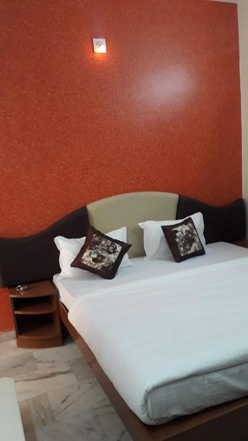Paradise Hotel For Couples Mount Abu Luaran gambar