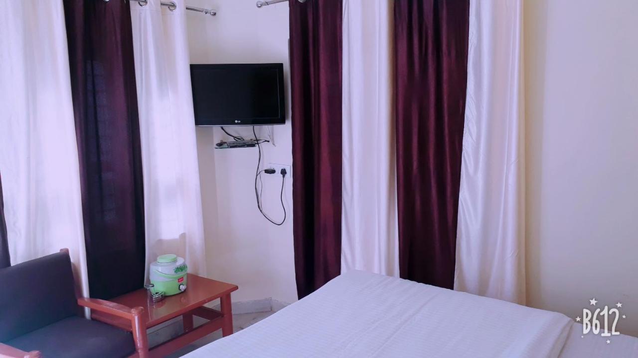 Paradise Hotel For Couples Mount Abu Luaran gambar
